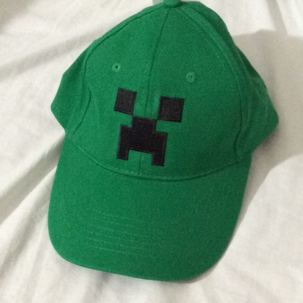 3/$25🌹Design By Jinx Green Hat